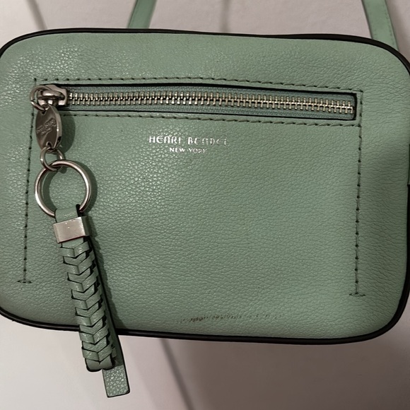 henri bendel Handbags - Henri Bendel Mint Green Crosby Crossbody Bag